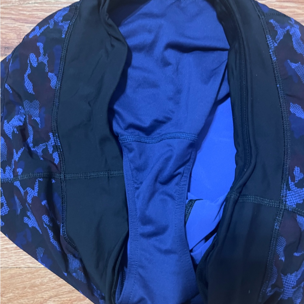 Lululemon shorts 4-way stretch